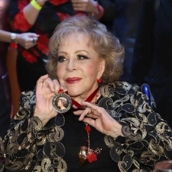 Esta tarde falleció la actriz Silvia Pinal, última gran diva de la Época de Oro del Cine Mexicano, a los 93 años.