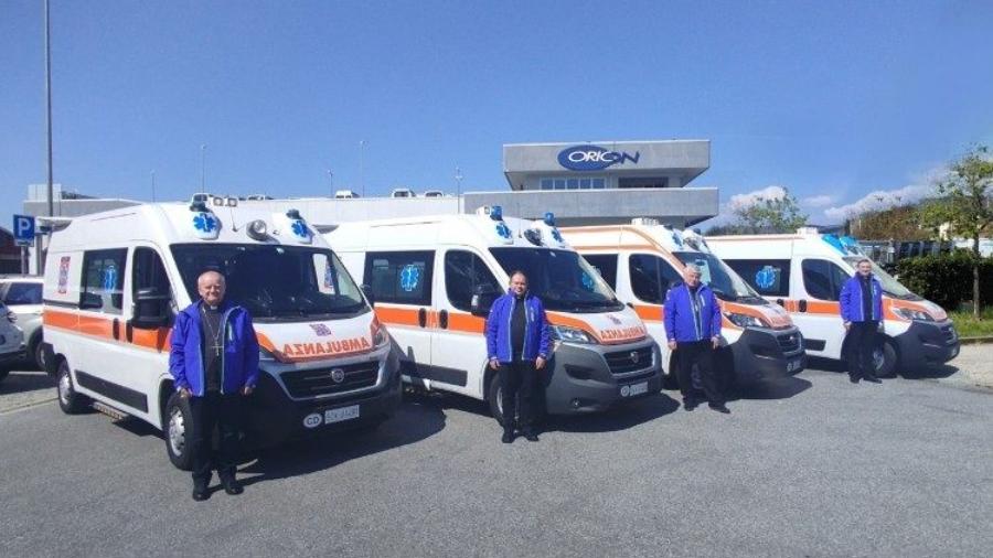 El Vaticano refuerza su ayuda a Ucrania con el envío de cuatro ambulancias